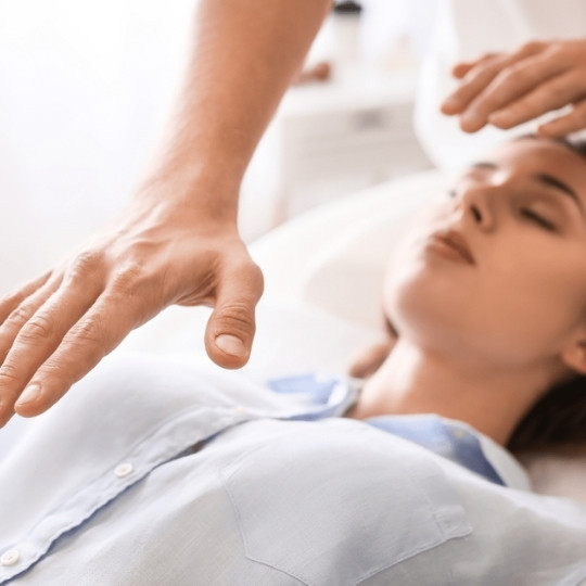 DIA MUNDIAL DEL REIKI BENEFICIOS REIKI
